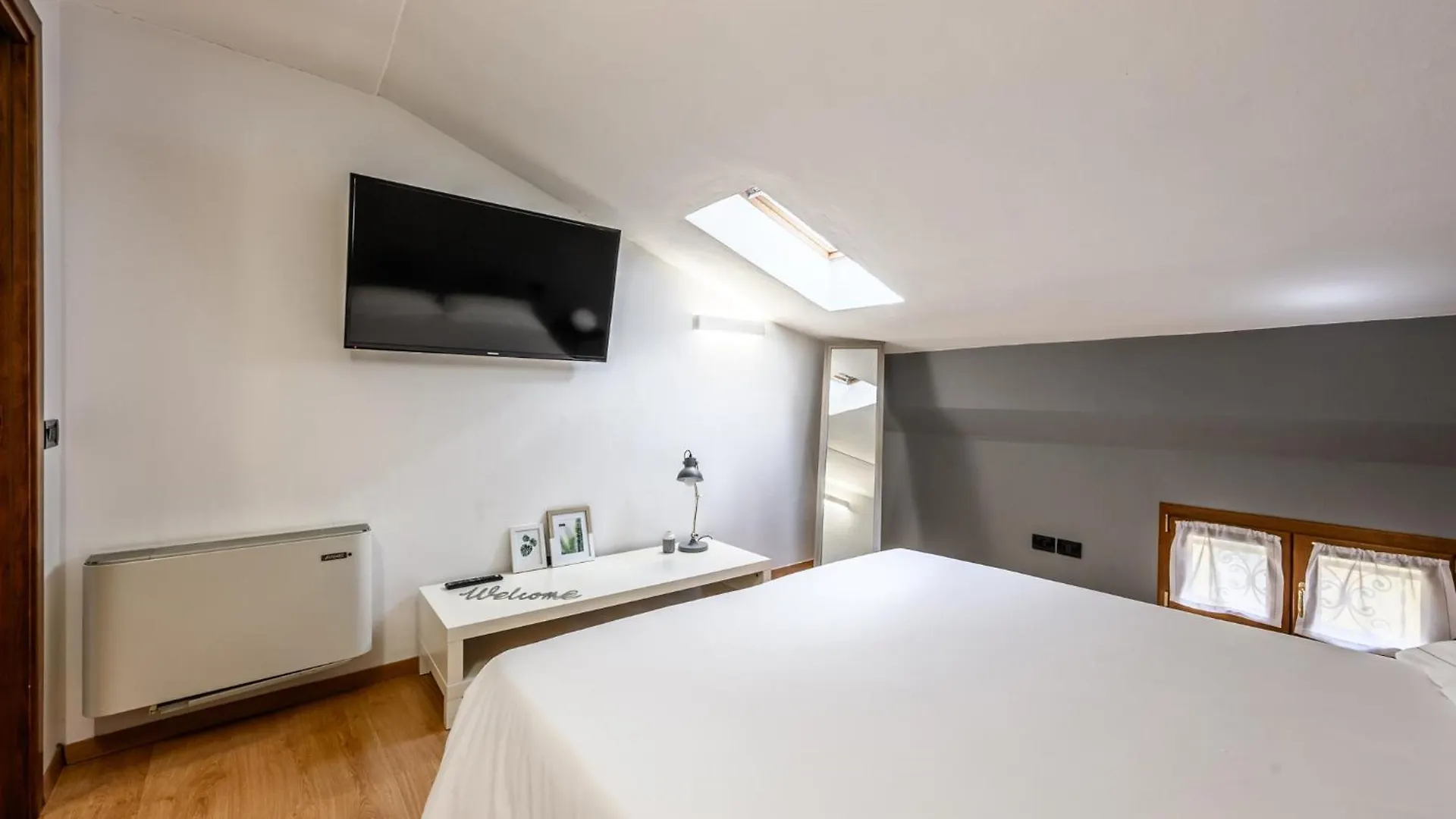 Apartment Emilia Studios 7 Modena Italy